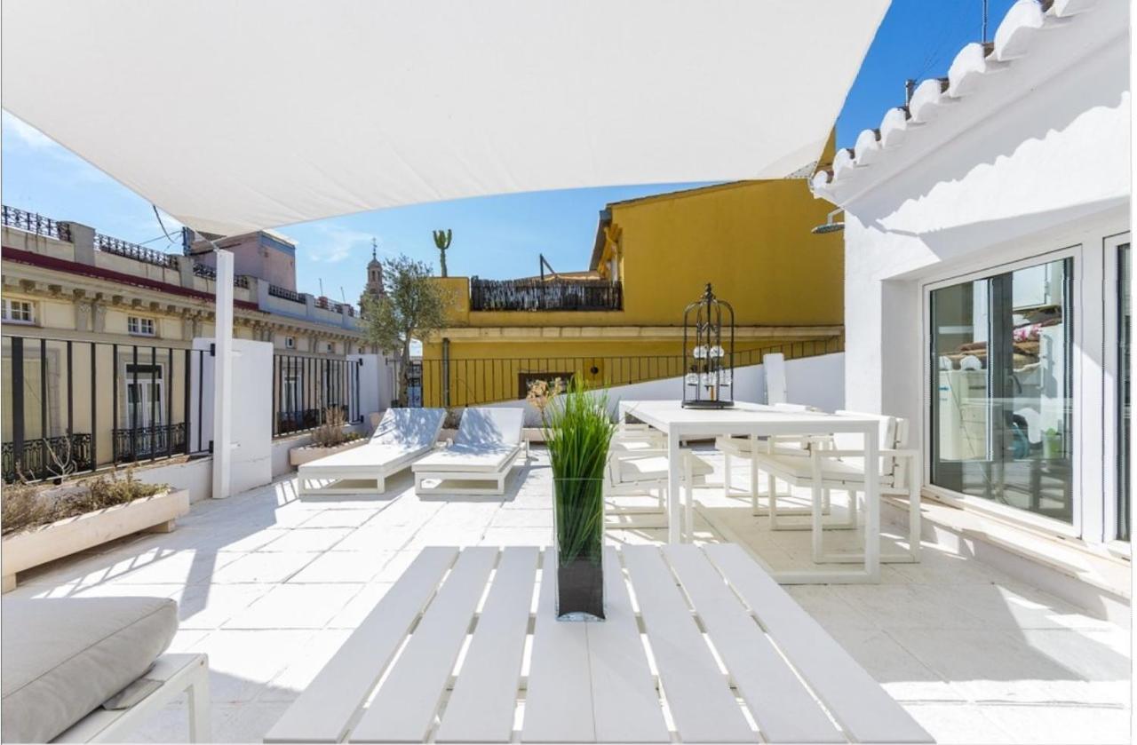 No Turistic Rental, Duplex Penthouse In The Historic Center, Valencia, Ideal For Those Looking To Stay In The City For A Season, Including Professionals And Students Buitenkant foto