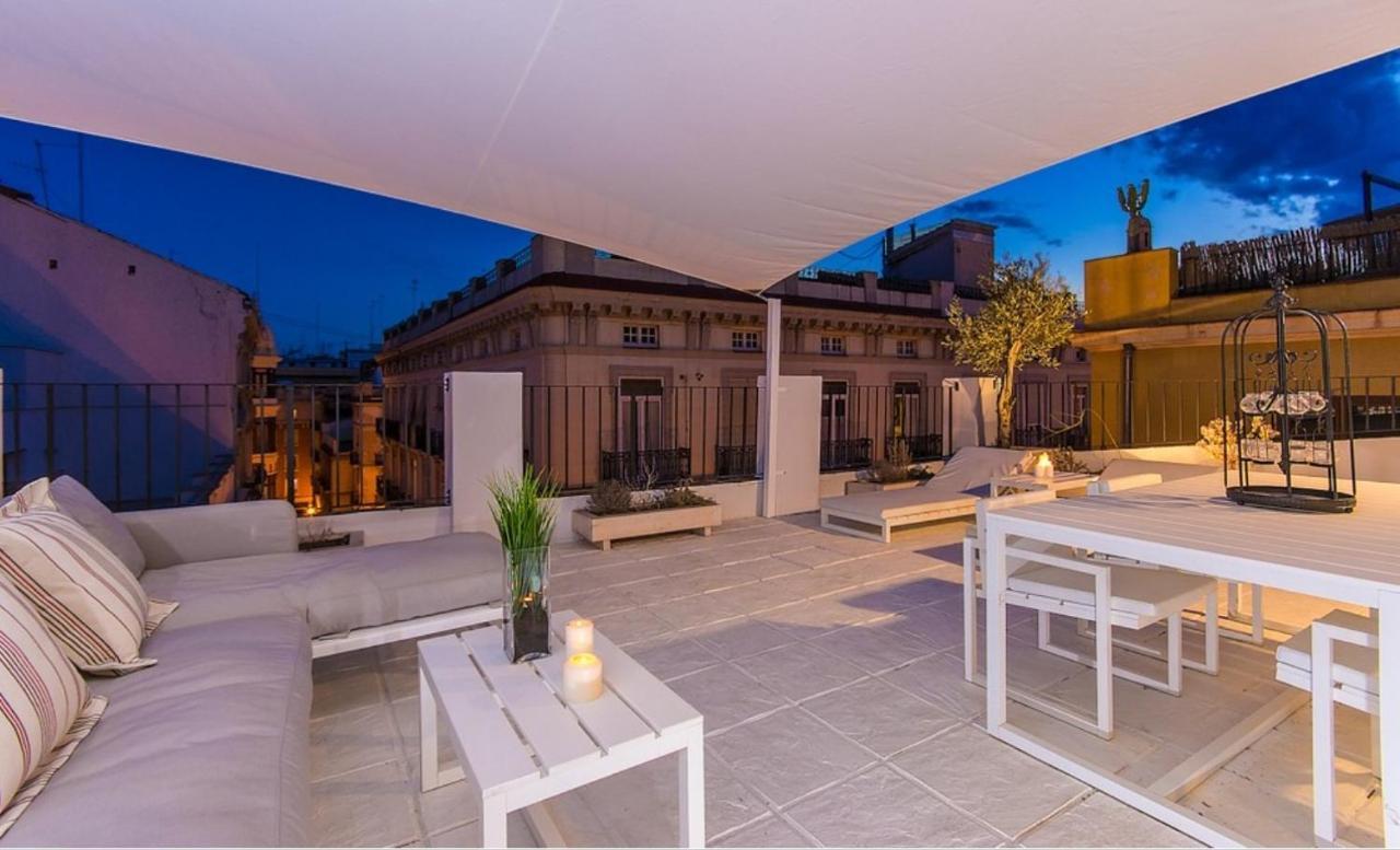 No Turistic Rental, Duplex Penthouse In The Historic Center, Valencia, Ideal For Those Looking To Stay In The City For A Season, Including Professionals And Students Buitenkant foto